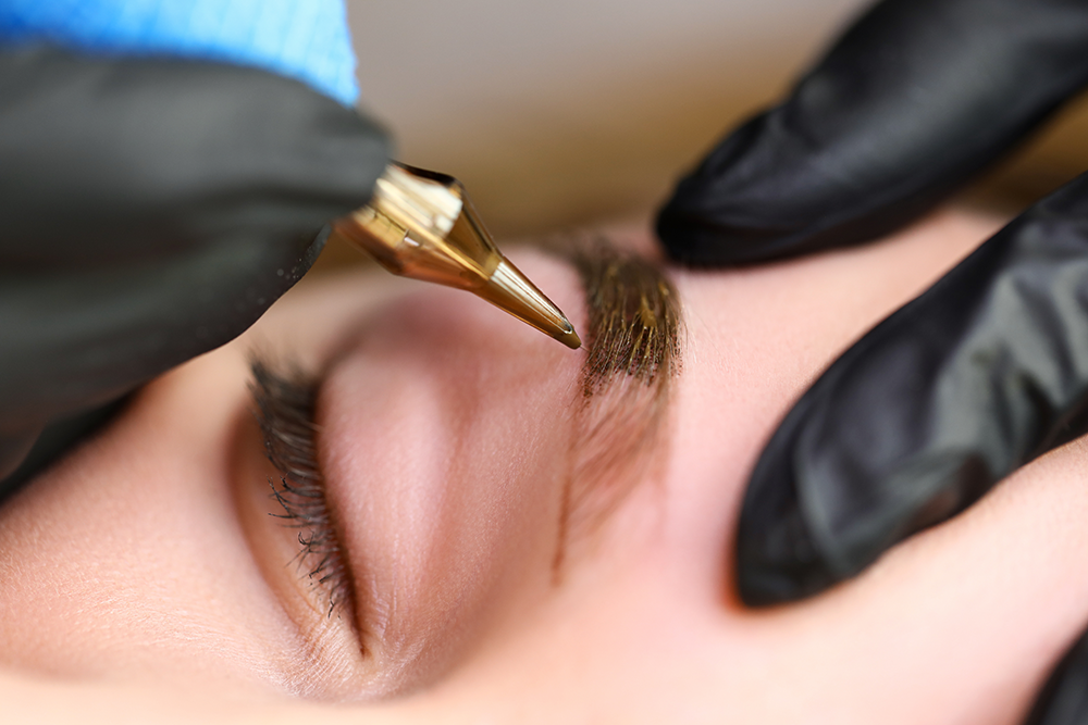 Permanent Make-up und Microblading bei Facial AM Freiburg